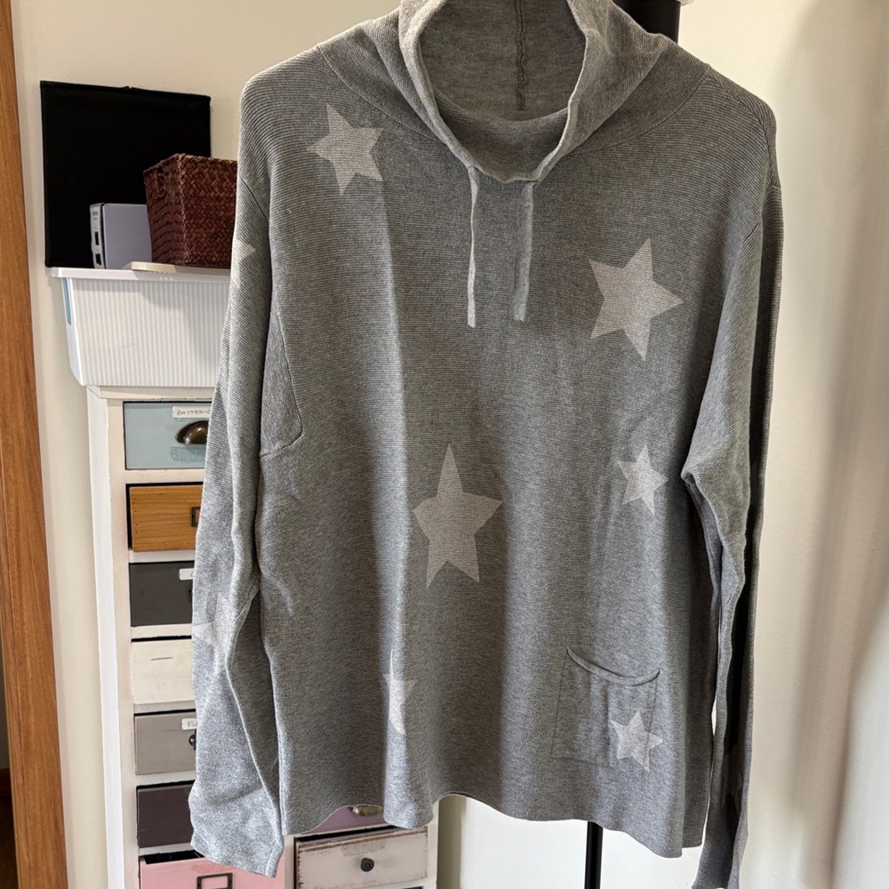 Gray Star Pattern - image 1